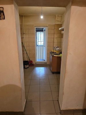 Apartament 2 camere semidecomandate 50 metri pătrați terasă la parter  - imagine 4