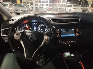 Nissan Qasqai 1.6 diesel 130cp 4x4 dublu clima foarte bine intretinuta revizii la zi  merita vazuta - imagine 9
