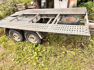platforma de inchiriat, tractari auto