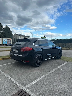 Porsche Cayenne - imagine 4