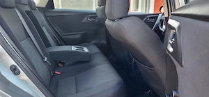 Toyota auris combi hybrid  - imagine 5