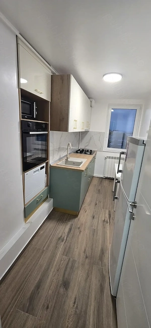 Apartament 2 camere   Prima închiriere    Zona Liceul Traian   Centru  - imagine 5