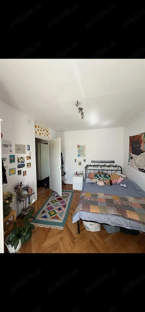 vand ap 3 camere Spitalul Judetean
