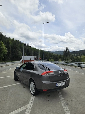 Renault Laguna 3 2.0 dCi 150 CP - imagine 3