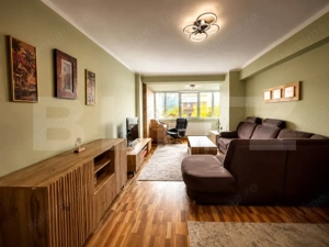 Apartament 3 camere, 90 mp, decomandat, 2 băi, zona Fabric