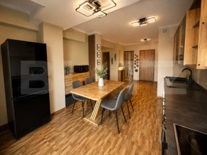 Apartament 3 camere, 90 mp, decomandat, 2 băi, zona Fabric - imagine 4