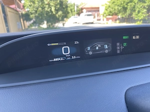 Vând Toyota Prius PRIME PLUGIN, an 2019 , 85000 km, istoric Toyota  - imagine 6