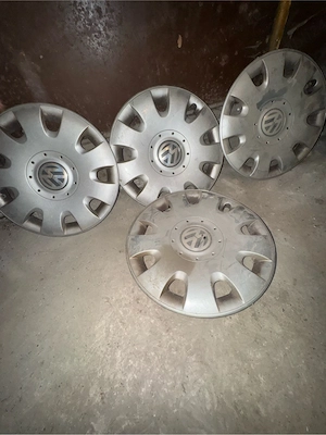 Set 4 roti iarna R15 5x112 + 4 capace VW | Golf Passat Touran Audi - imagine 2