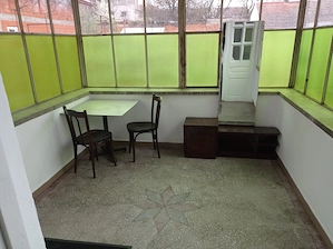Apartament la casă în centru Beius  - imagine 4