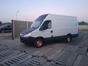 Vand iveco daily an 2008 motor 2.3 de 116 caii euro 4 servo central air bag geamuri l - imagine 4