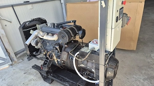 Vand generator electric 30 kVA (= 24 kW) motor Iveco