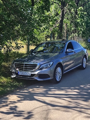 Vând schimb Mercedes benz