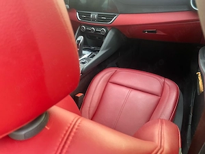 Alfa Romeo Giulia 2.0 turbo 280 cp  - imagine 7