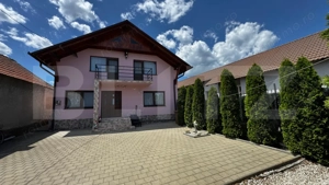  Casă cu 5 camere și teren generos de 2.044 mp, Vintul de Jos