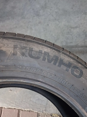 2 anvelope noi 215/60/17 Kumho 2025 - imagine 3