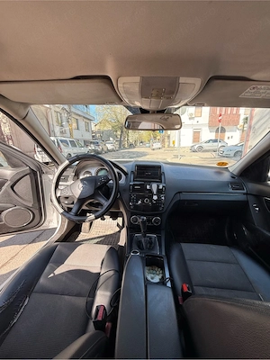 Mercedes C220 2008 - imagine 8