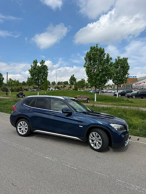 BMW X1 xDrive 4x4 cutie automată  - imagine 3