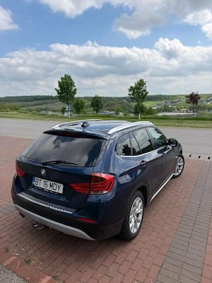 BMW X1 xDrive 4x4 cutie automată  - imagine 2