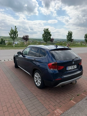 BMW X1 xDrive 4x4 cutie automată  - imagine 4