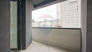Apartament 2 camere ultracentral cu vedere spre Tâmpa I Elegant House - imagine 10