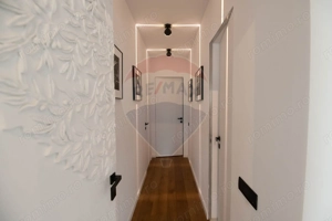 Penthouse cu 5 camere de vânzare Nusco City - imagine 12