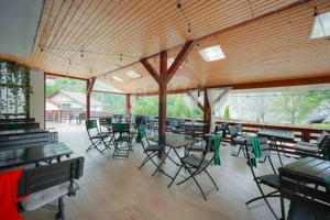 Pensiune cu 6 camere și restaurant de vânzare în Șuncuiuș - imagine 12