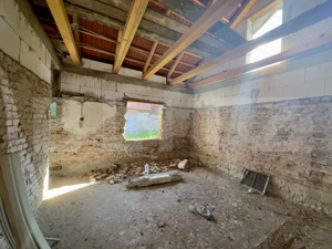 Casa la rosu de vanzare, 90 mp+ teren 650 mp, zona Aiud - imagine 7