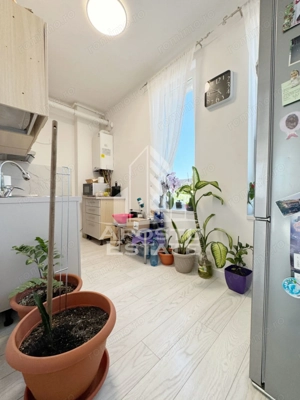 Apartament 3 camere de vanzare, 68mp utili + 2 balcoane -Calea Urseni