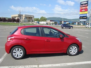 Peugeot 208 1.4 HDI cu 20.000 km