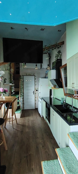 Tiny house pe roti - imagine 5