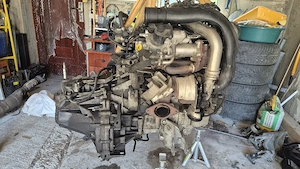 Motor 1.5 dci Nissan Qashqai J10 110 cp k9k 430 cutie viteze turbo electromotor alternator ambreiaj - imagine 4