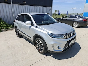 Vând Suzuki Vitara 1.4 Hybrid   2020   Spirit   26100 km   stare impecabilă - imagine 4
