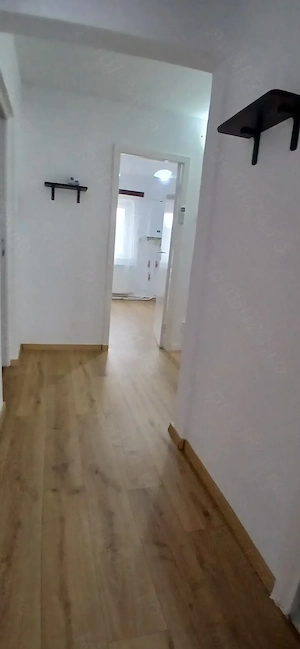 Apartament 3 camere decomandat centru Simeria - imagine 3