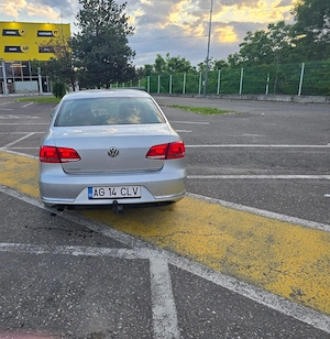 Volkswagen Passat 2014 1.6 TDI 105 CP Distribuție schimbată Mașină foarte bine întreținută - imagine 4
