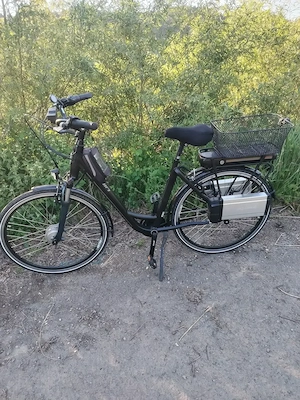 Bicicleta electrica cu 3 baterii