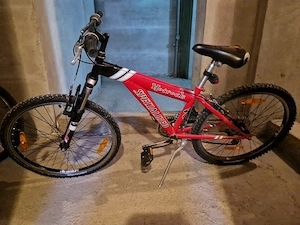 Vand 2 biciclete de copii