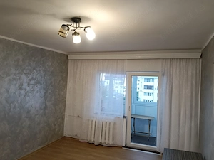 Închiriez apartament 