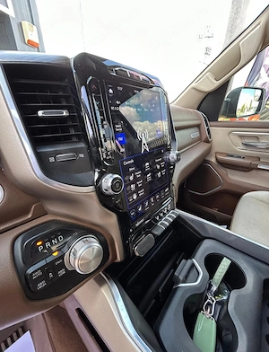 54.999  schimb cu GLE sau Cayenne COUPE sau x6, ofer diferența după caz Dodge RAM Laramie  2020  - imagine 18