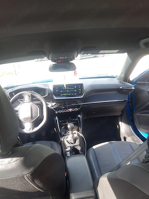 Peugeot modelul 2008 - imagine 3