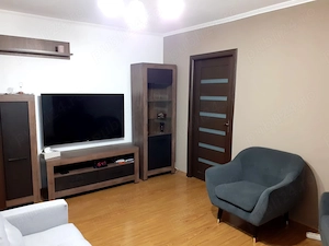 Vând apartament 2 camere zona centrala. Complet mobilat gata de mutare - imagine 3