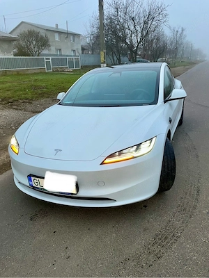 tesla model 3  - imagine 10