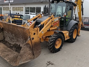 Execut lucrari cu buldoexcavator si miniexcavtaor