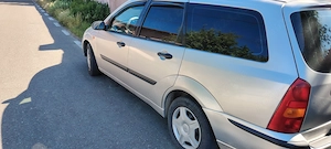 Vând Ford focus mk 1 2003