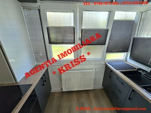 Apartament 3 Camere Confort 1 Decomandat Teilor Etaj 2 Renovat Nou Lux Semi-mobilat Liber An 1985 - imagine 6