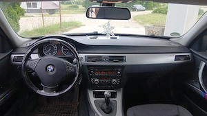 Vând BMW seria 3 e91 2008 EURO 5 - imagine 2