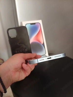 vand iPhone 14 plus , ecran spart. 900 lei