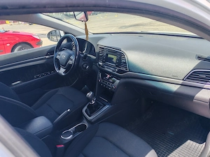 Vând Hyundai Elantra Highaway 2018, 104 mii km, unic proprietar. - imagine 10