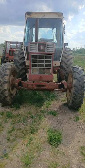 Internațional 1046 4x4 100 cai