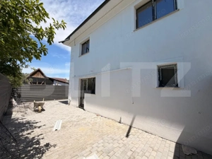 Triplex Nou cu Teren Generos de 306 mp,  Lângă Ambasador,  Zonă în Plină Dezvolt - imagine 4