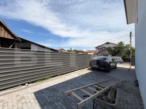 Triplex Nou cu Teren Generos de 306 mp,  Lângă Ambasador,  Zonă în Plină Dezvolt - imagine 6